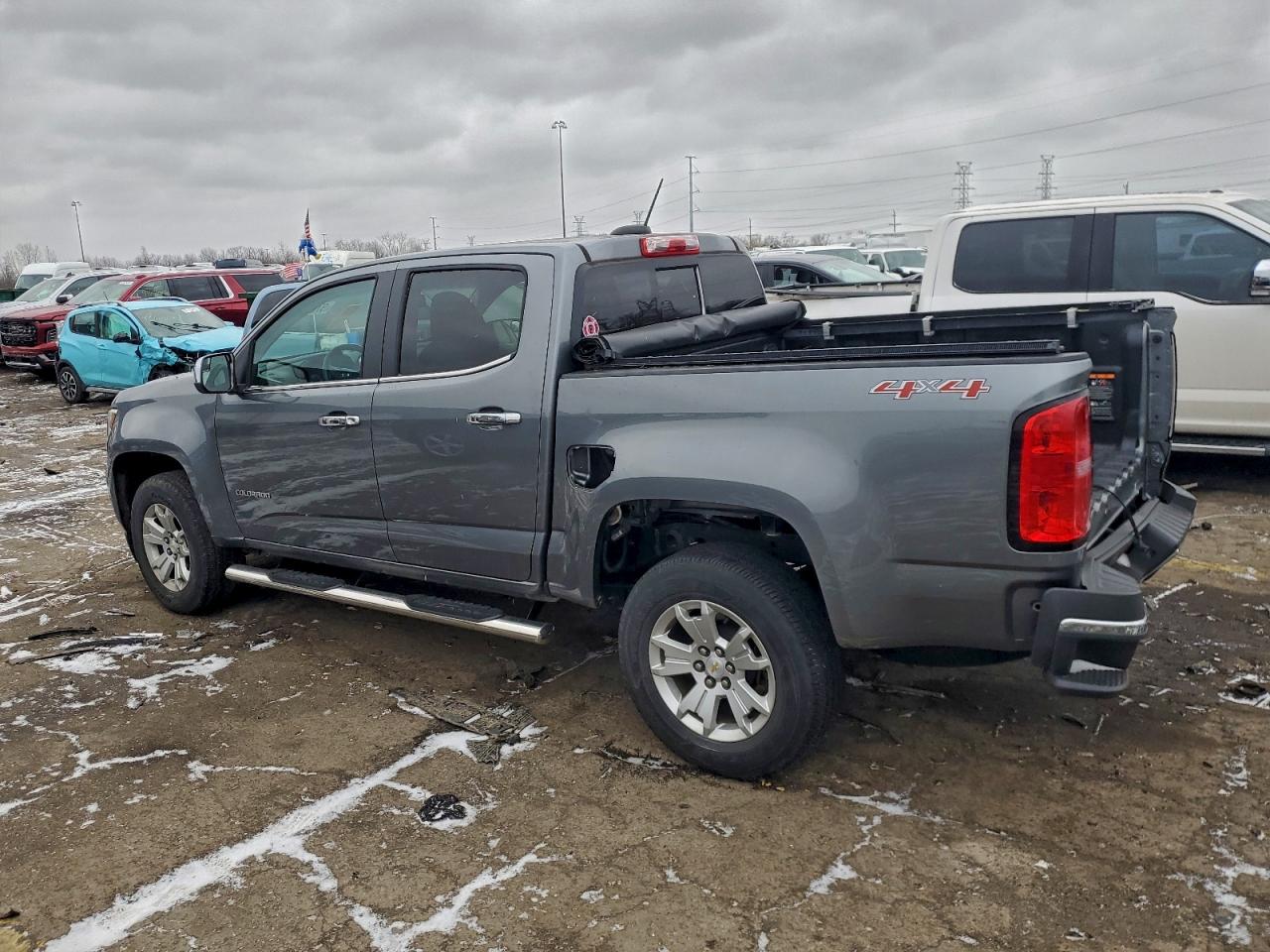 2019 CHEVROLET COLORADO LT photo 2