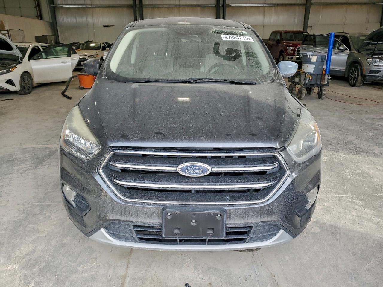 2017 FORD ESCAPE SE photo 5
