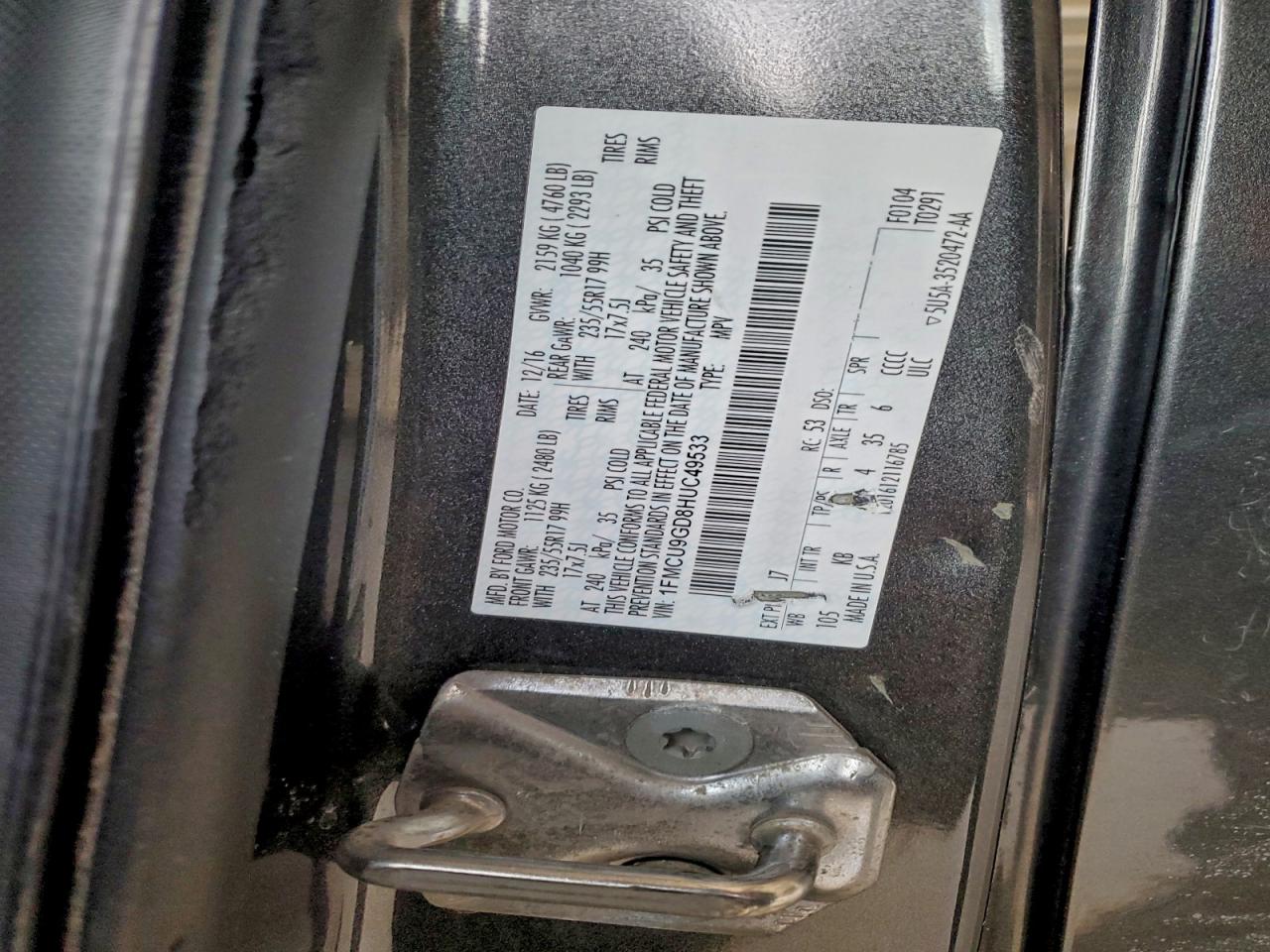 2017 FORD ESCAPE SE photo 13