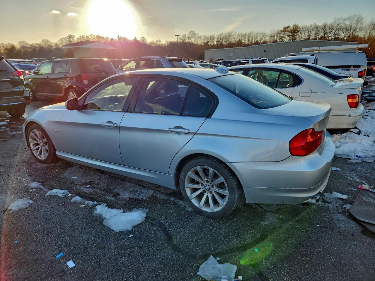2011 BMW 328 XI SULEV photo 2