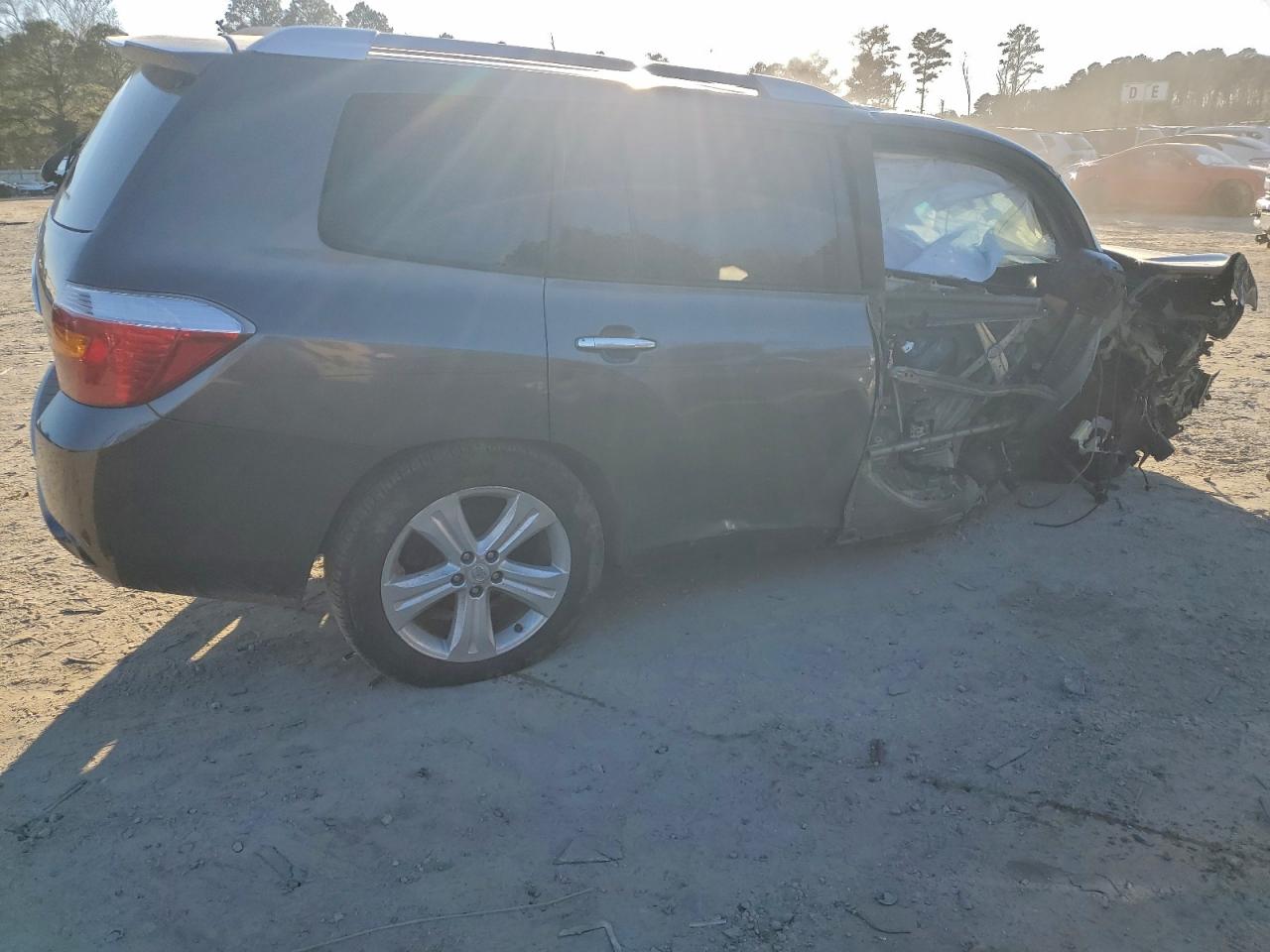 2010 TOYOTA HIGHLANDER LIMITED photo 3