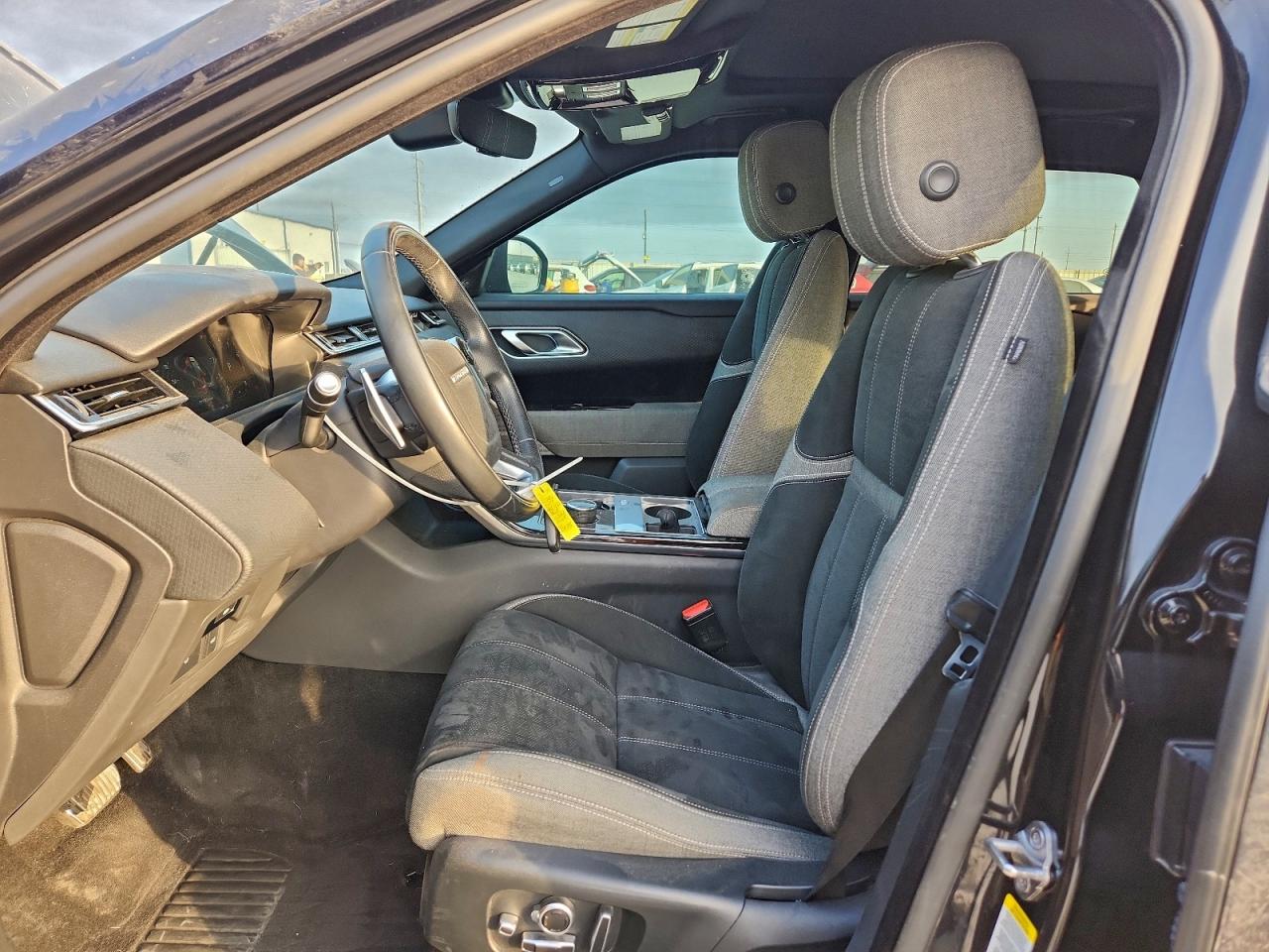 2019 LAND ROVER RANGE ROVER VELAR R-DYNAMIC SE photo 13