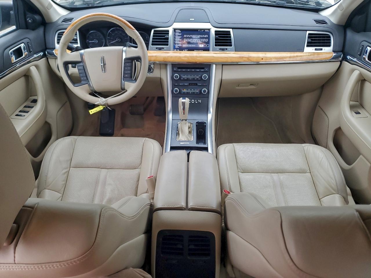 2011 LINCOLN MKS photo 15