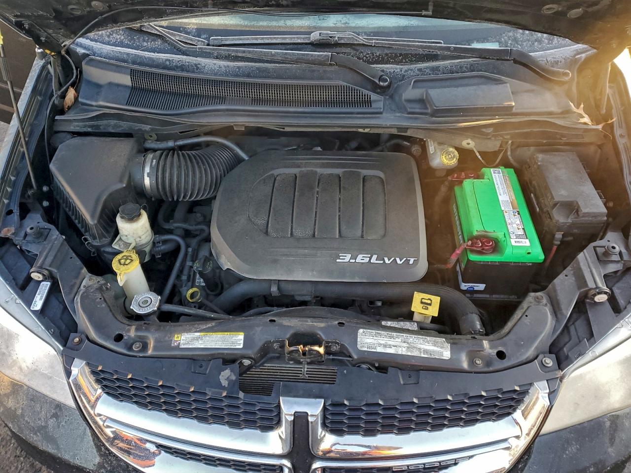 2012 DODGE GRAND CARAVAN SXT photo 12