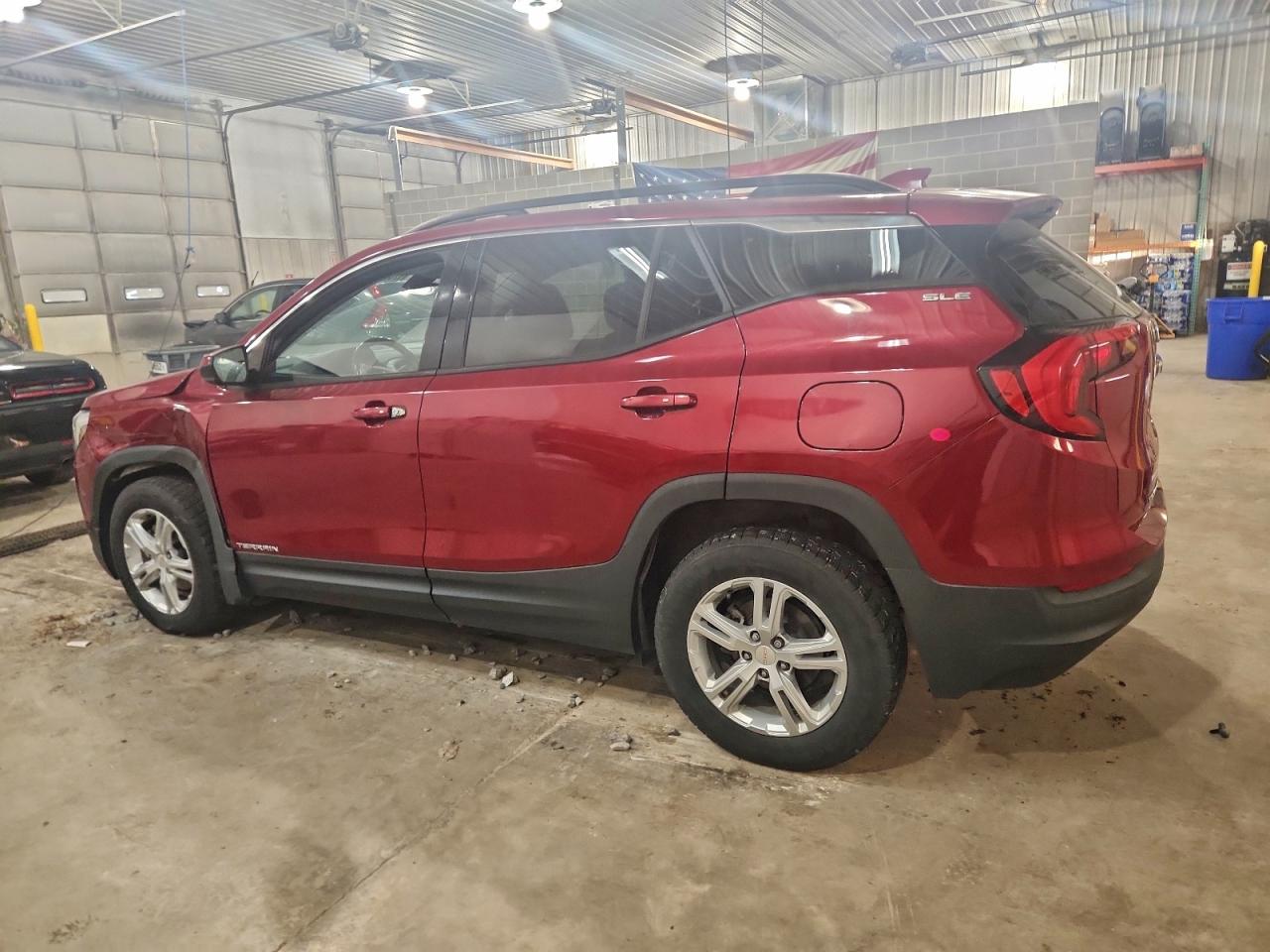 2019 GMC TERRAIN SLE photo 3