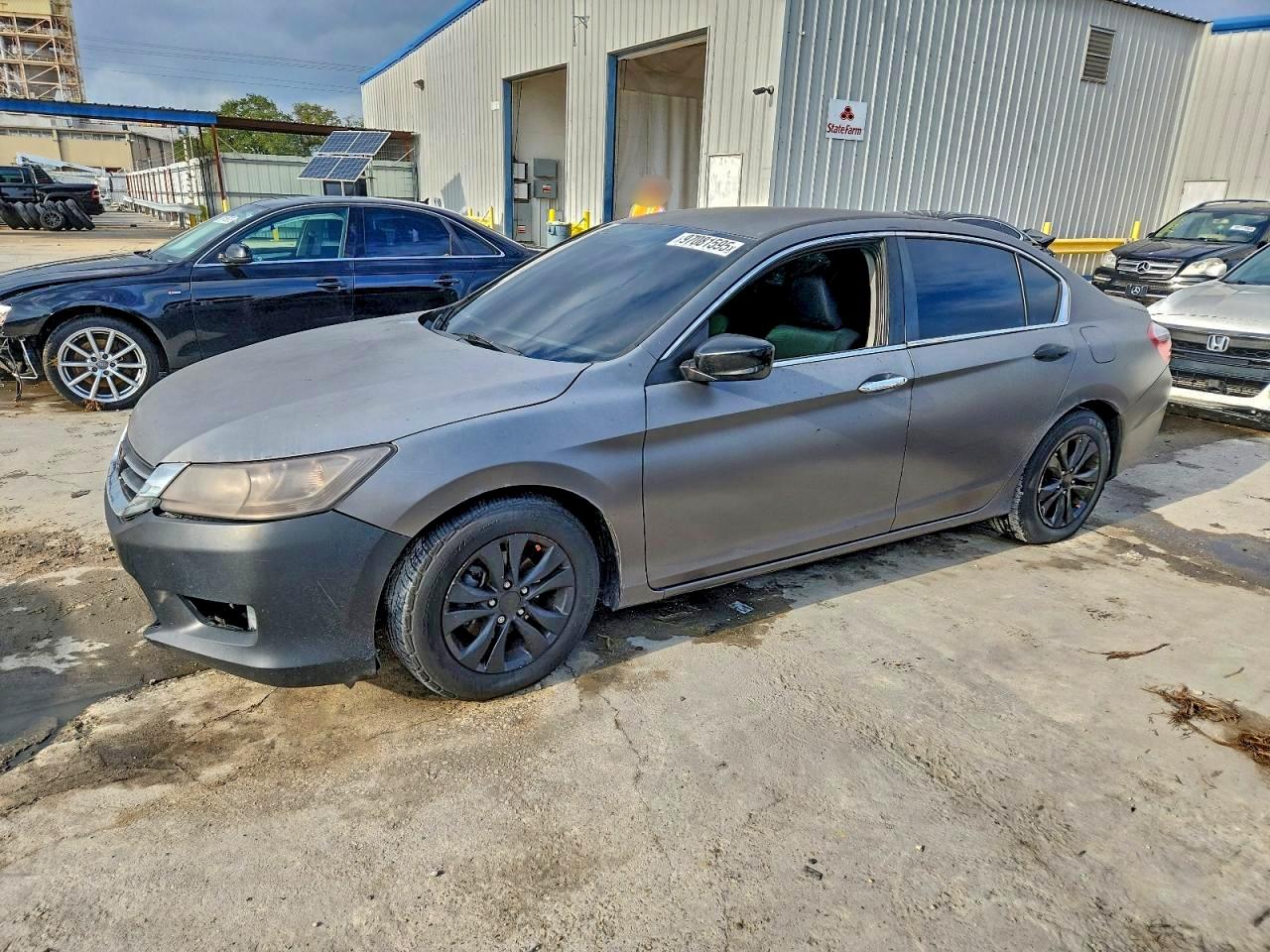 2015 HONDA ACCORD