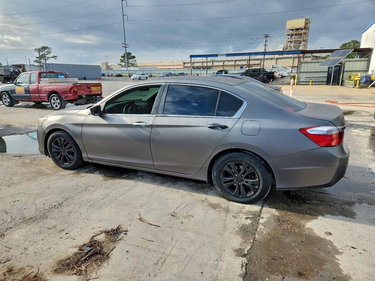 2015 HONDA ACCORD LX photo 2