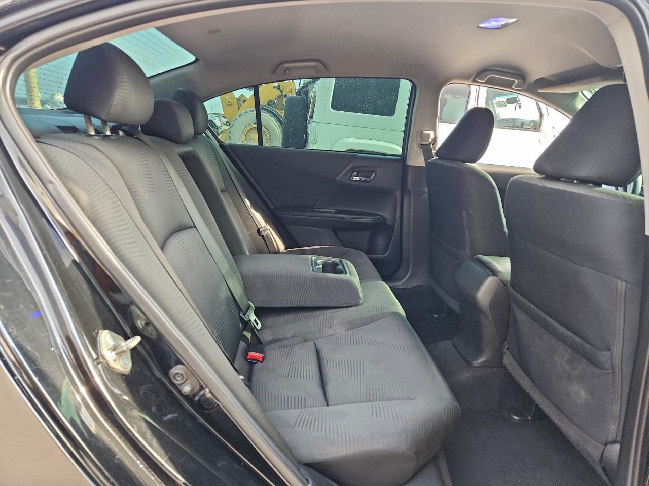 2015 HONDA ACCORD LX photo 10