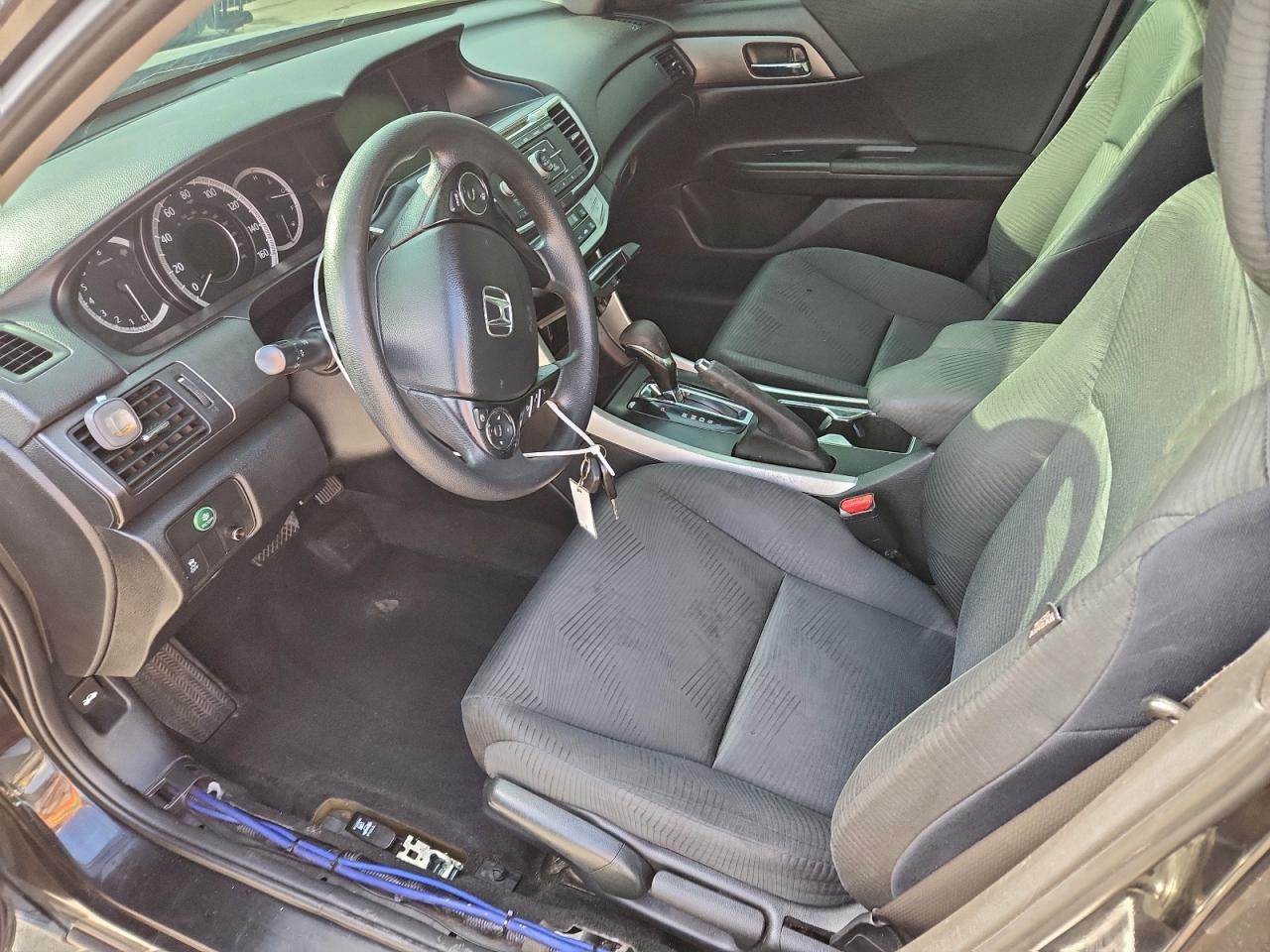 2015 HONDA ACCORD LX photo 7