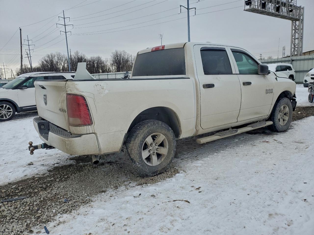 2016 RAM 1500 ST photo 3