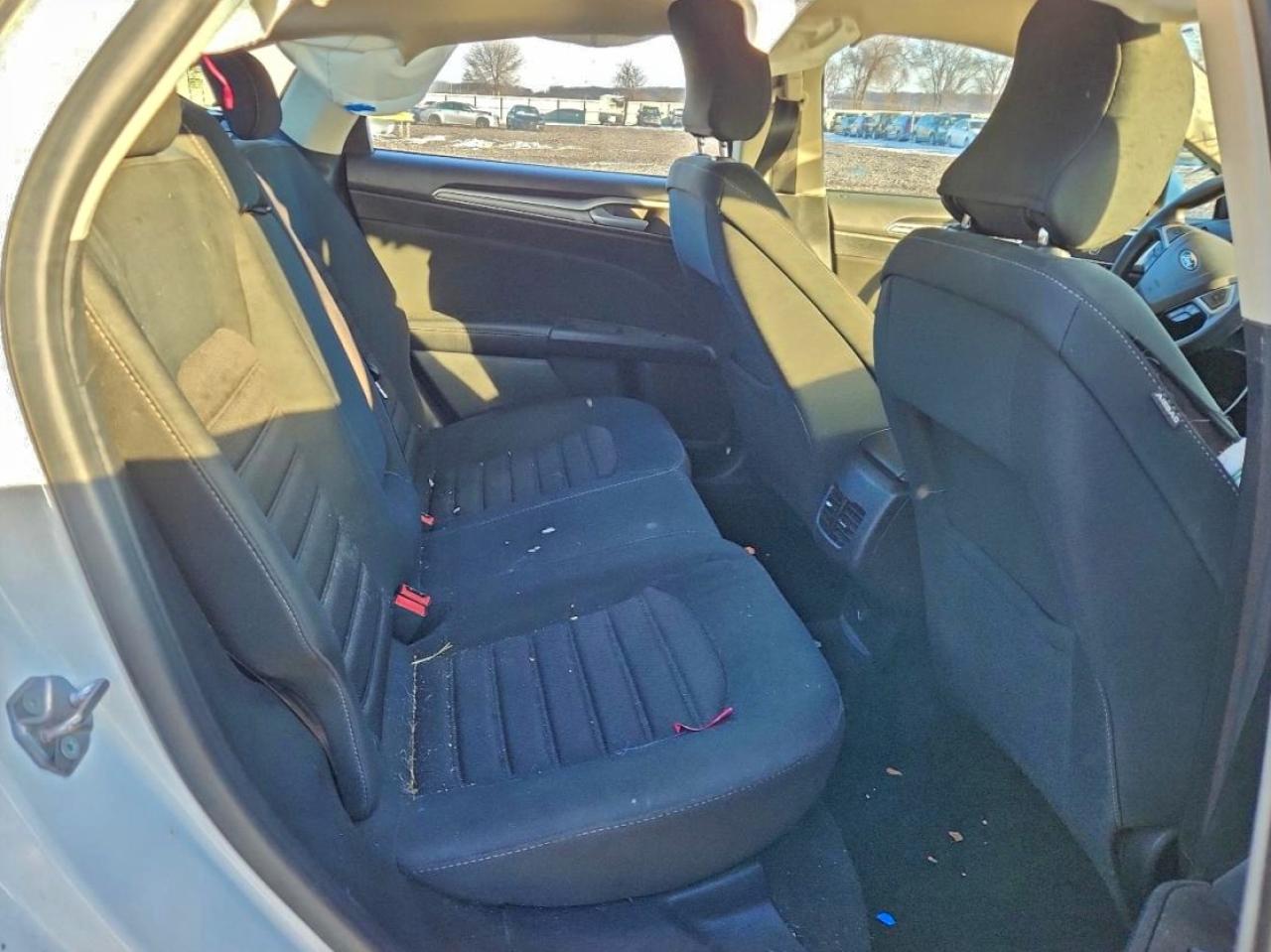 2018 FORD FUSION SE photo 28