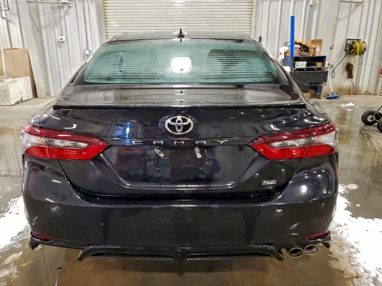 2024 TOYOTA CAMRY SE NIGHT SHADE photo 6