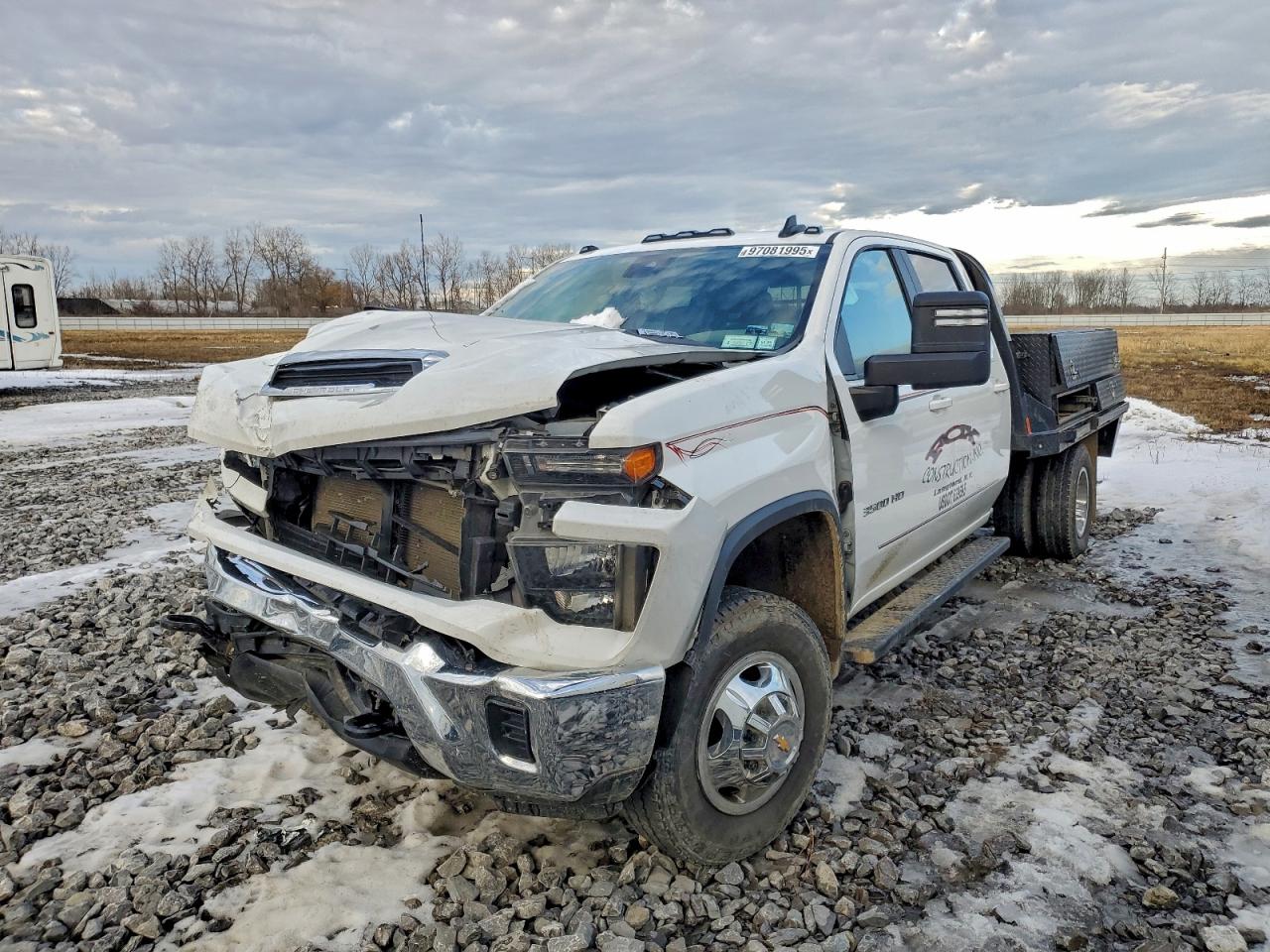 2024 CHEVROLET SILVERADO UTILITY / SERVICE TRUCK photo 3