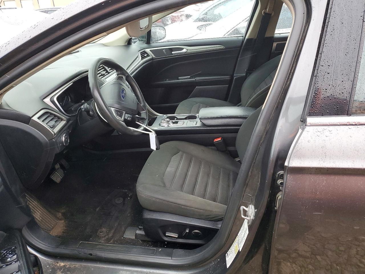 2019 FORD FUSION SE photo 19