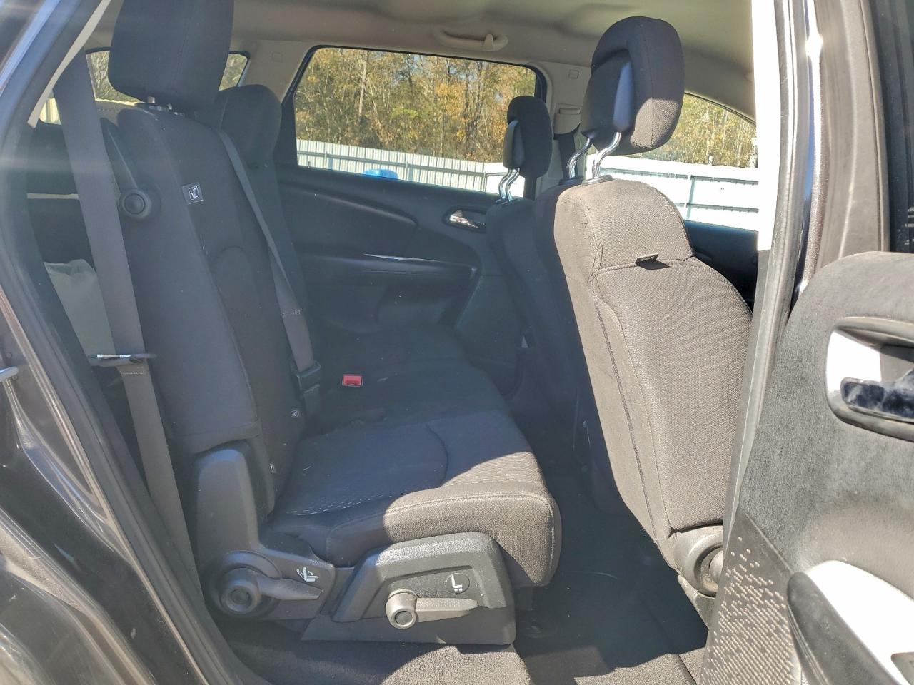 2018 DODGE JOURNEY SE photo 11