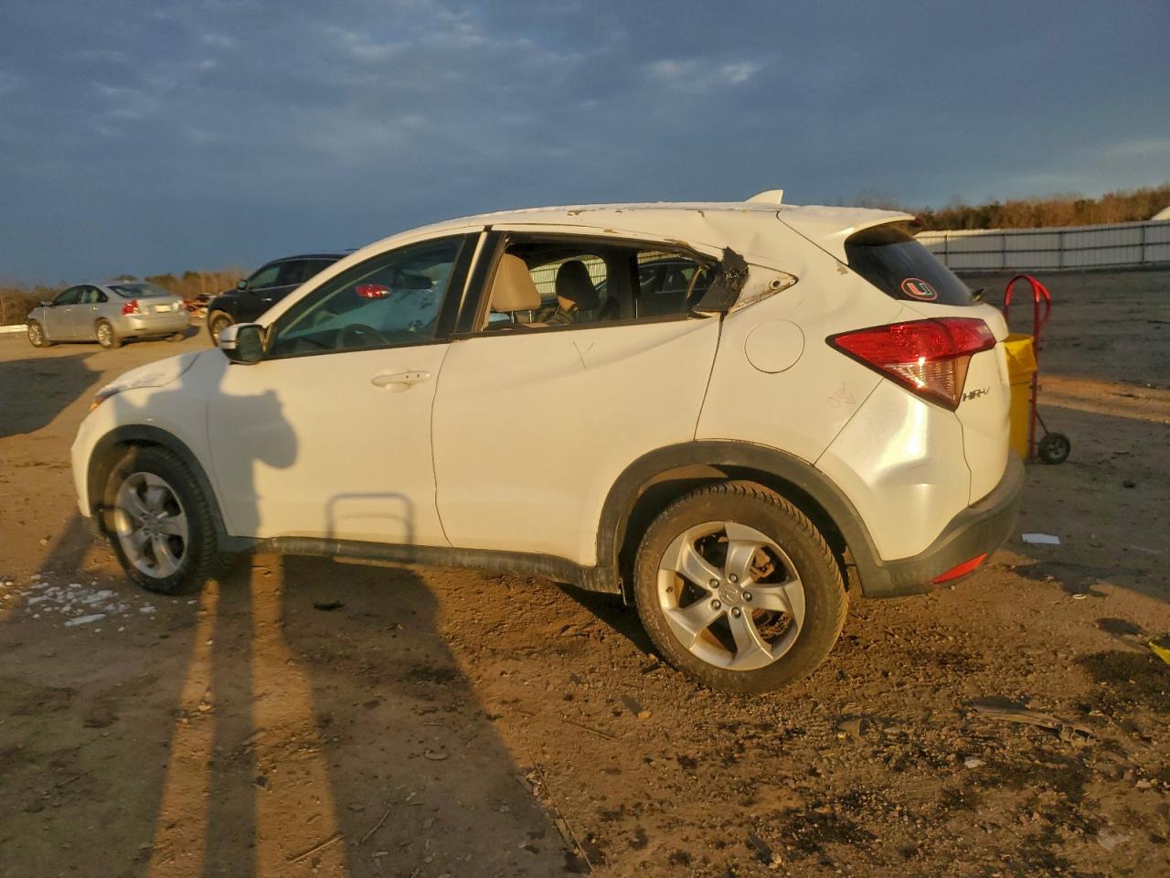 2016 HONDA HR-V EX photo 2