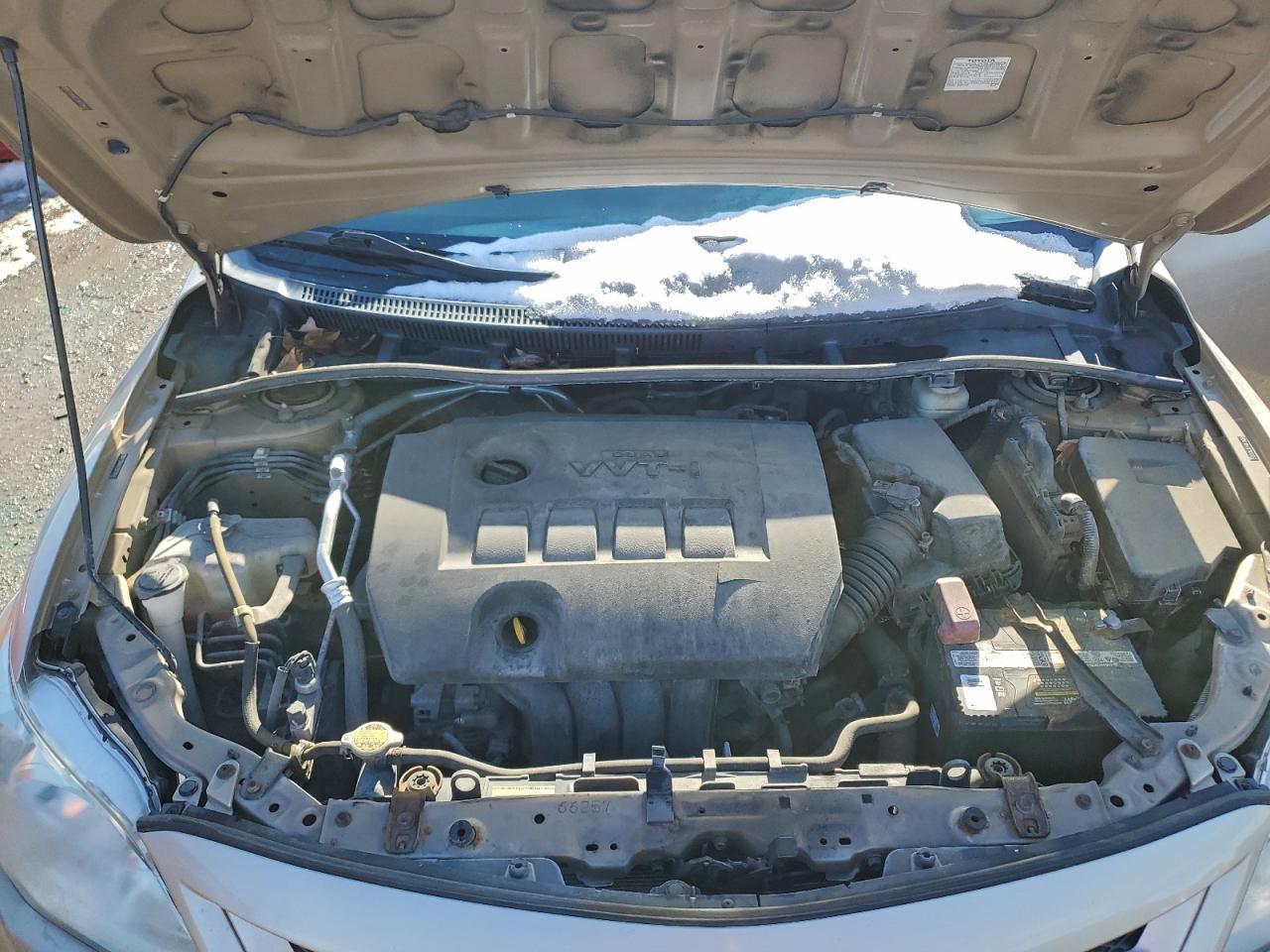 2011 TOYOTA COROLLA BASE photo 21