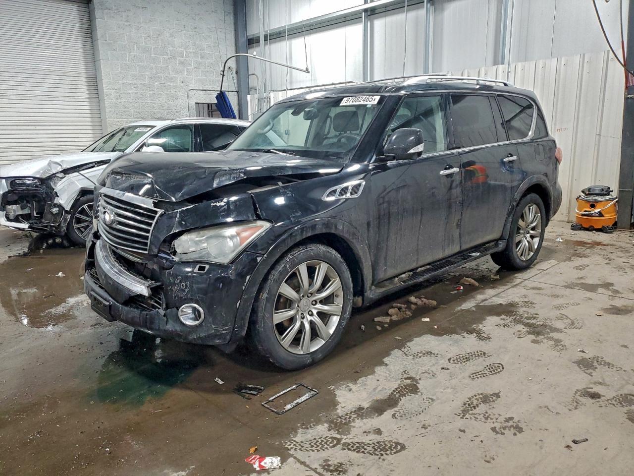 2011 INFINITI QX56