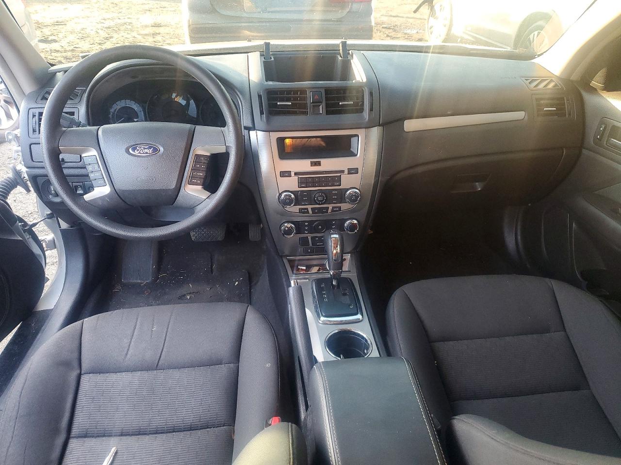 2010 FORD FUSION SE photo 8