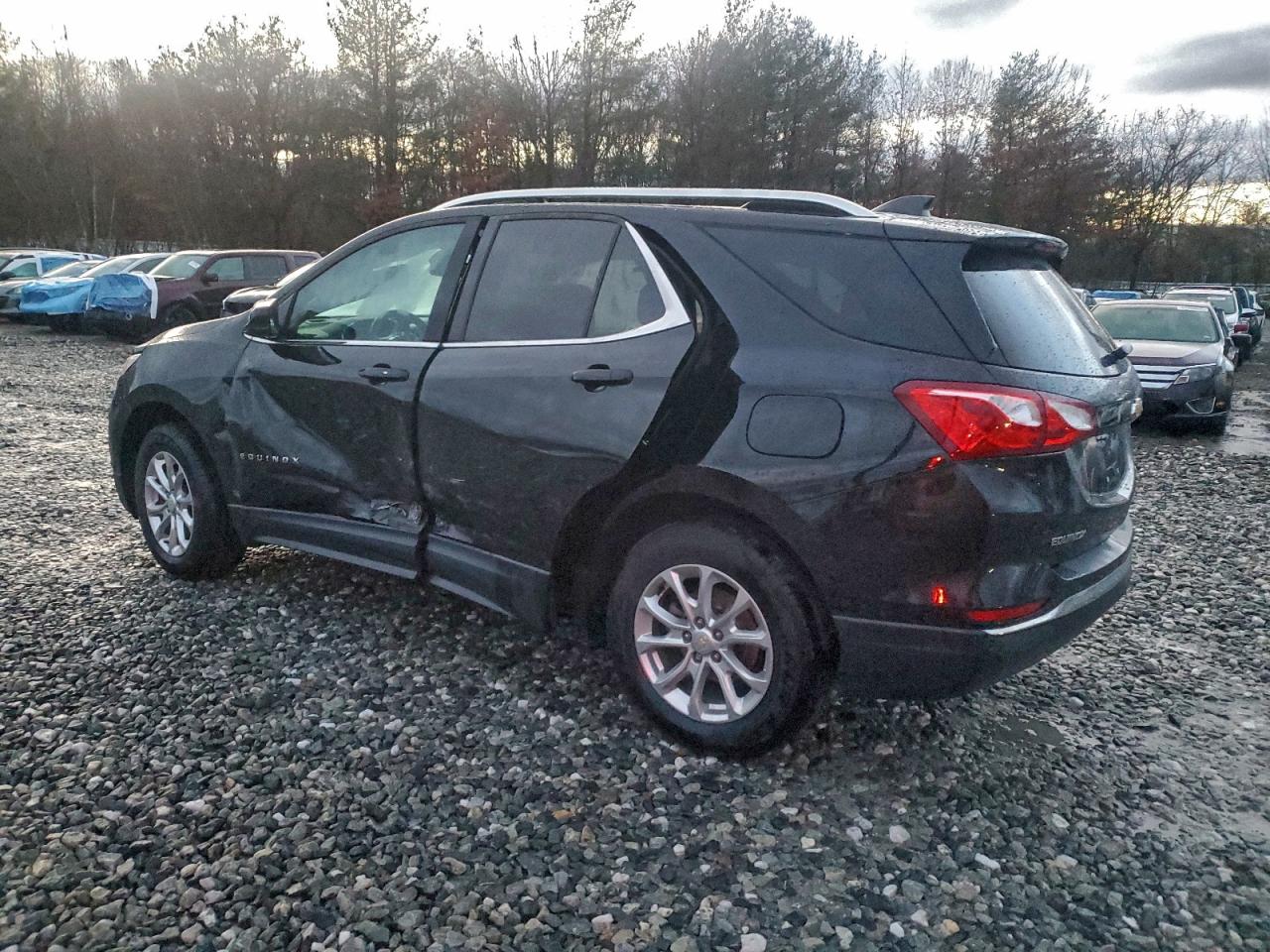 2020 CHEVROLET EQUINOX LT photo 4