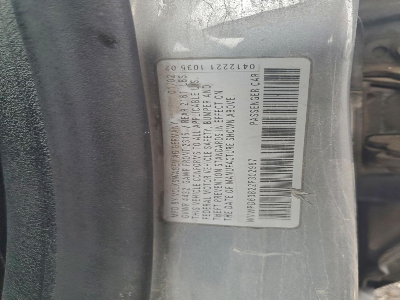 2002 VOLKSWAGEN PASSAT GLS photo 23