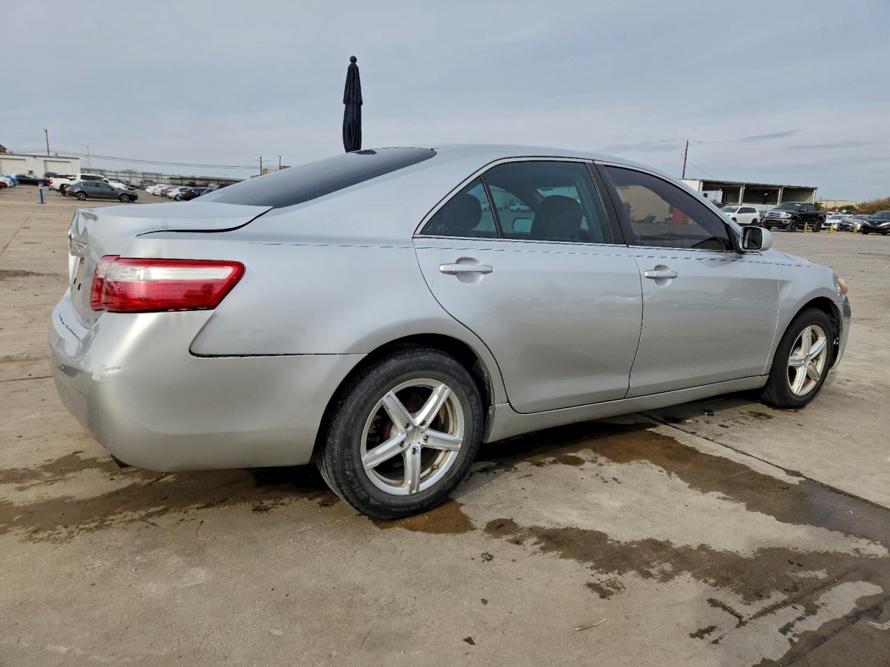 2009 TOYOTA CAMRY BASE photo 3