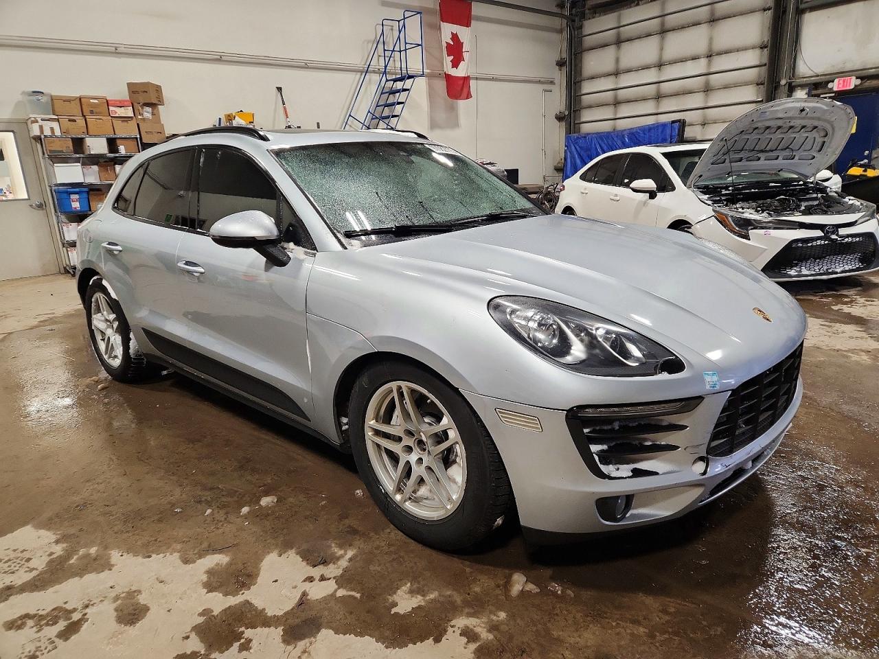 2015 PORSCHE MACAN S photo 4