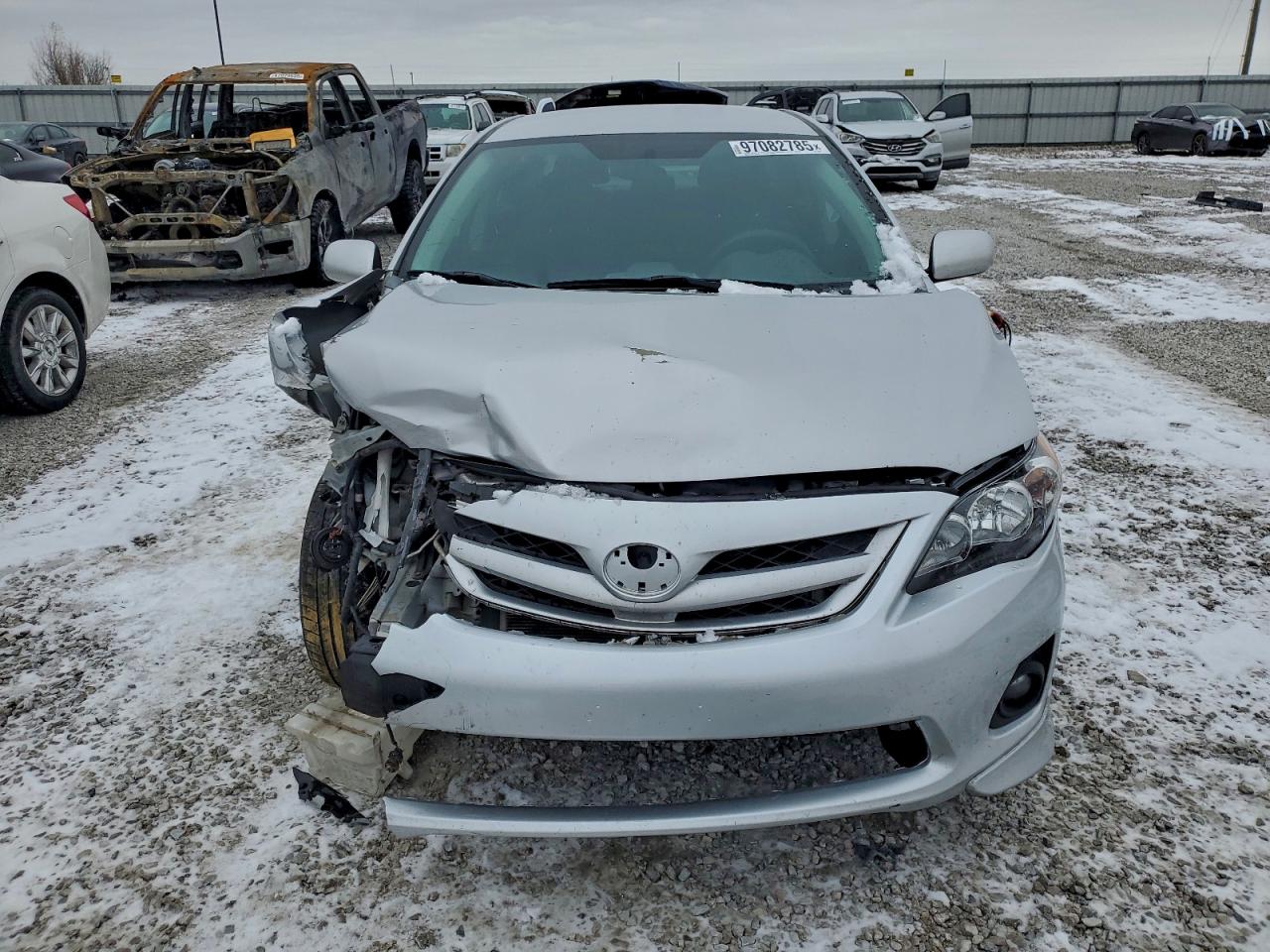 2013 TOYOTA COROLLA BASE photo 9