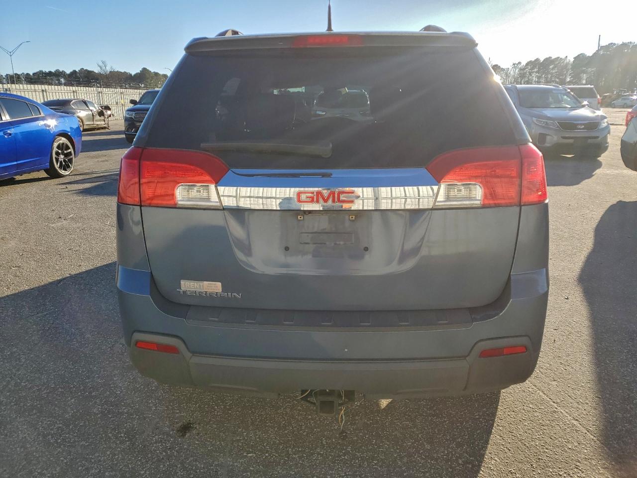 2012 GMC TERRAIN SLT photo 6
