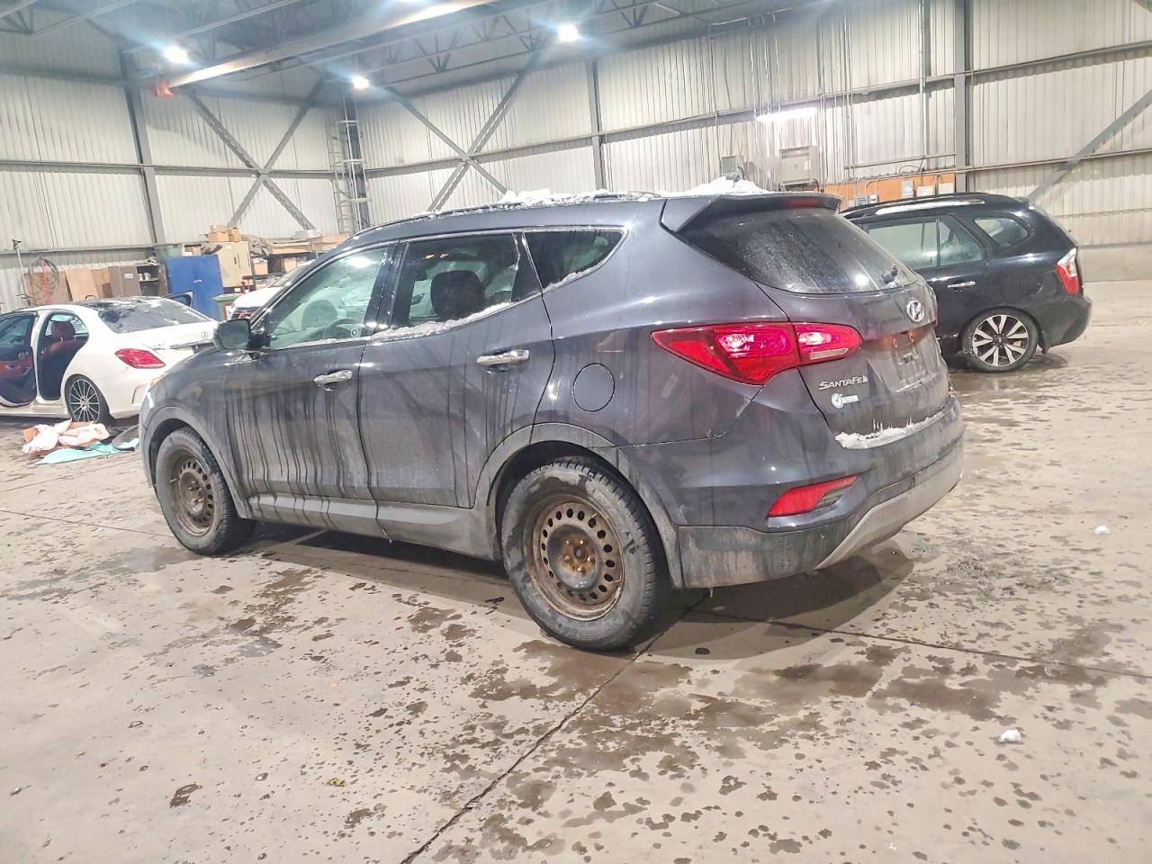 2017 HYUNDAI SANTA FE SPORT photo 2