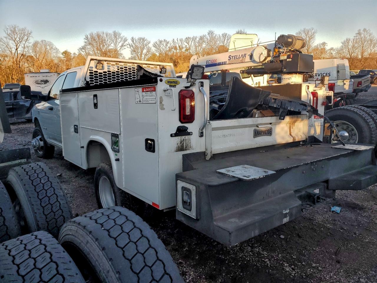 2022 RAM 3500 UTILITY / SERVICE TRUCK photo 2