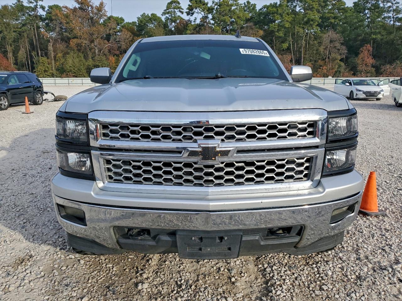 2015 CHEVROLET SILVERADO K1500 LT photo 5