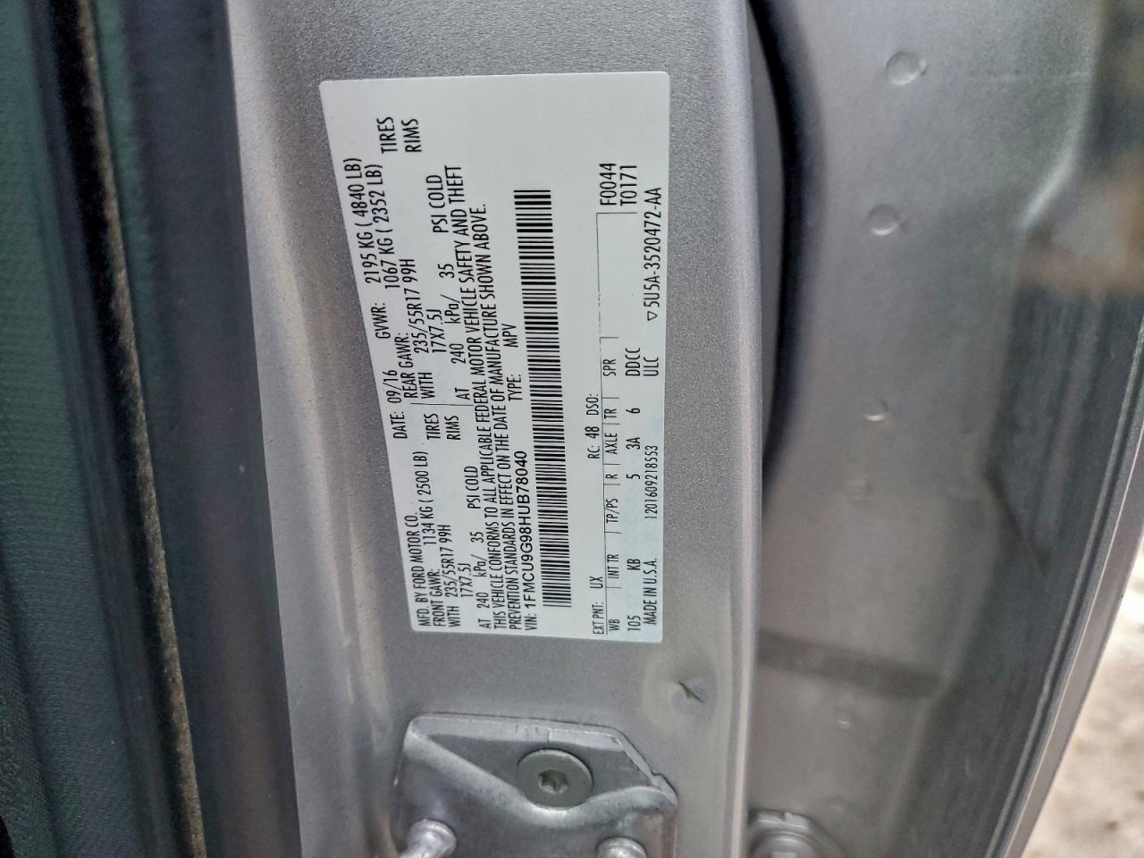 2017 FORD ESCAPE SE photo 13