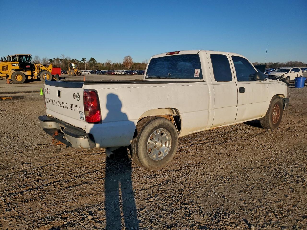 2006 CHEVROLET SILVERADO C1500 photo 3