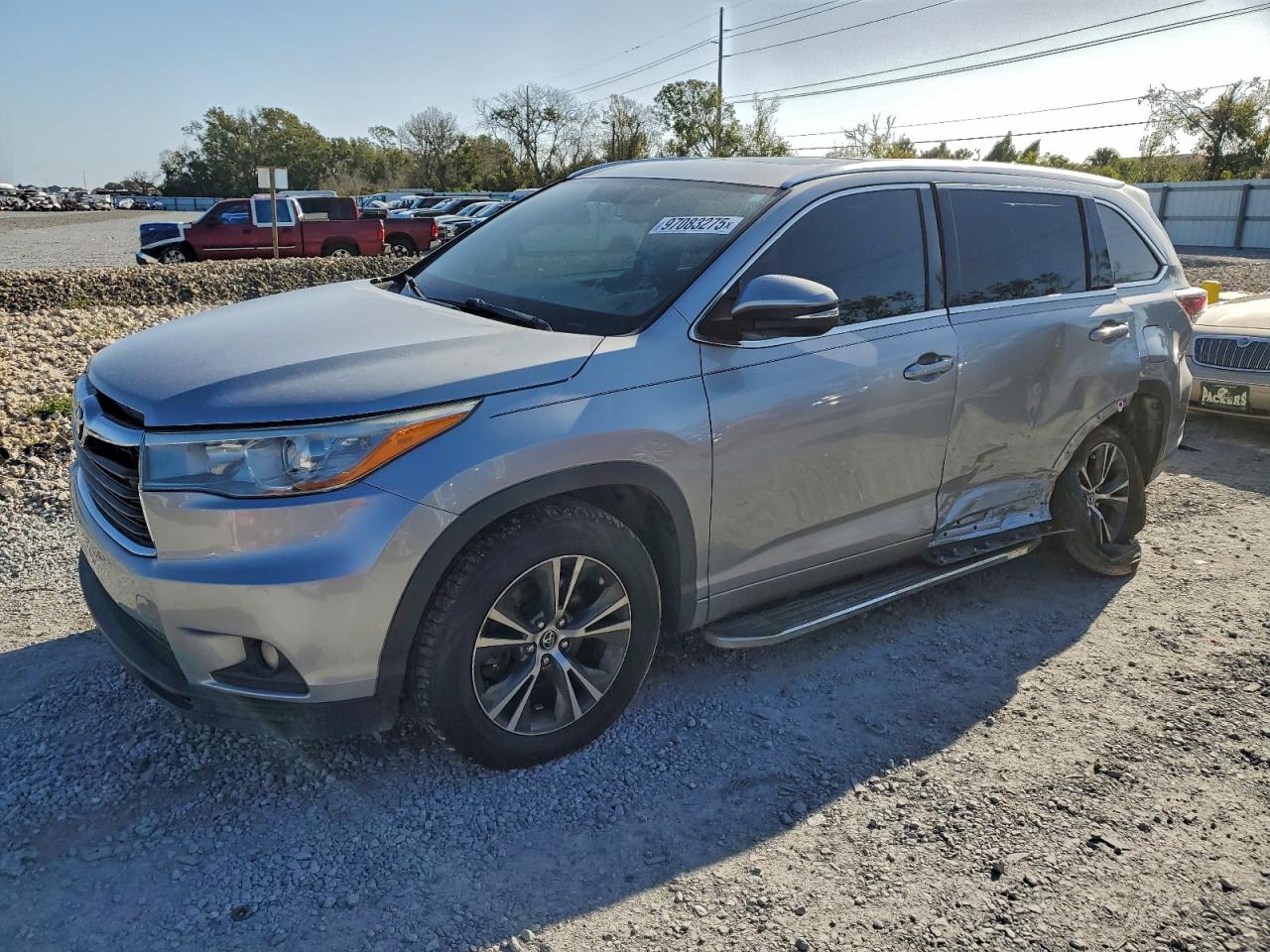 2016 TOYOTA HIGHLANDER