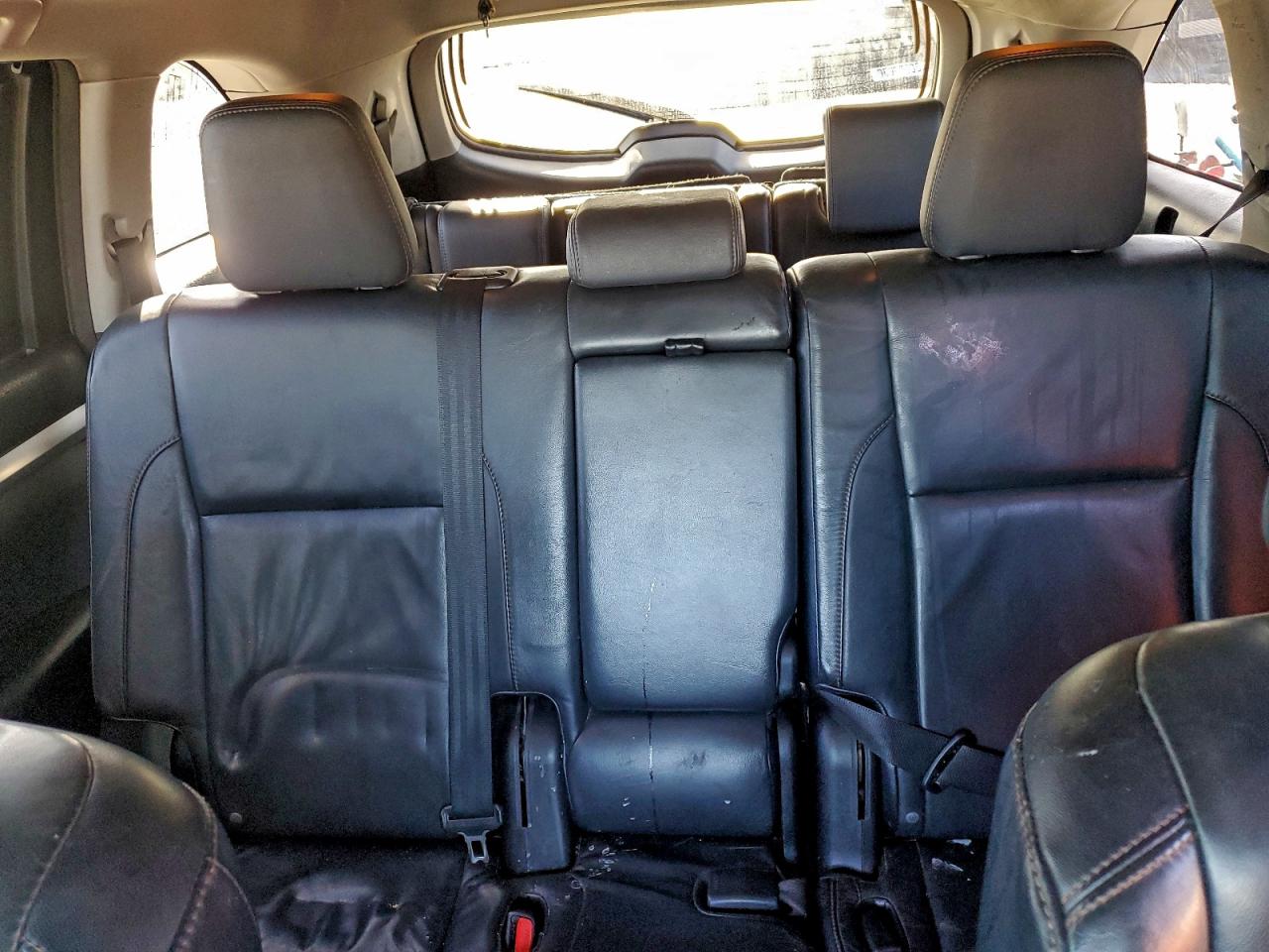 2016 TOYOTA HIGHLANDER XLE photo 10