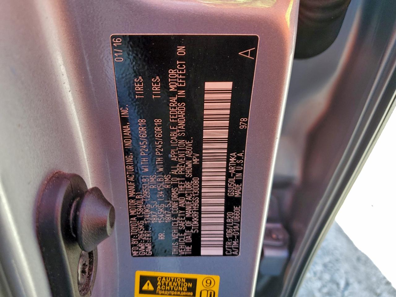 2016 TOYOTA HIGHLANDER XLE photo 13