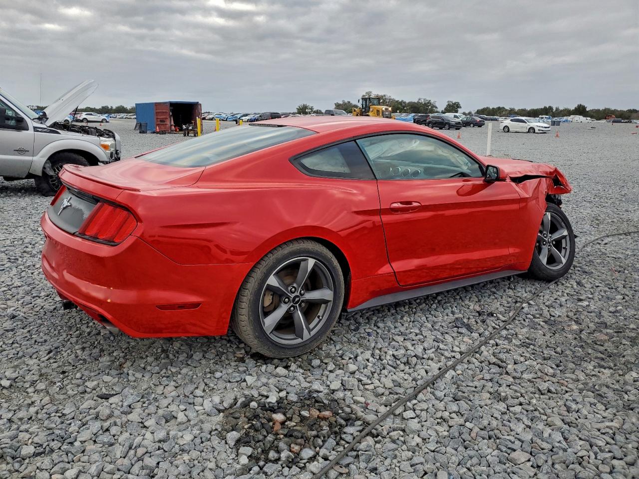 2015 FORD MUSTANG photo 3