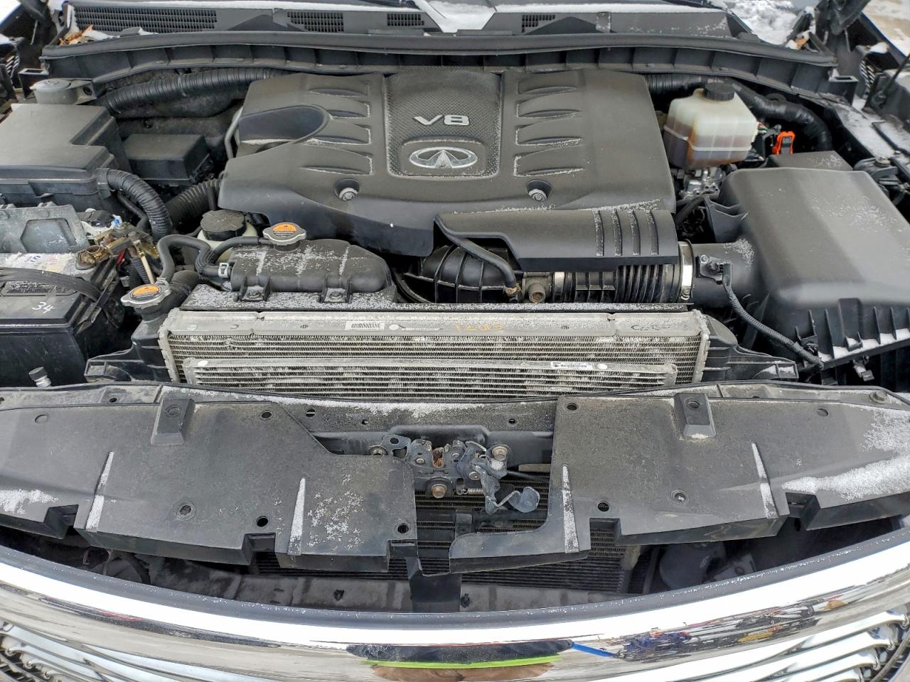 2011 INFINITI QX56 photo 34