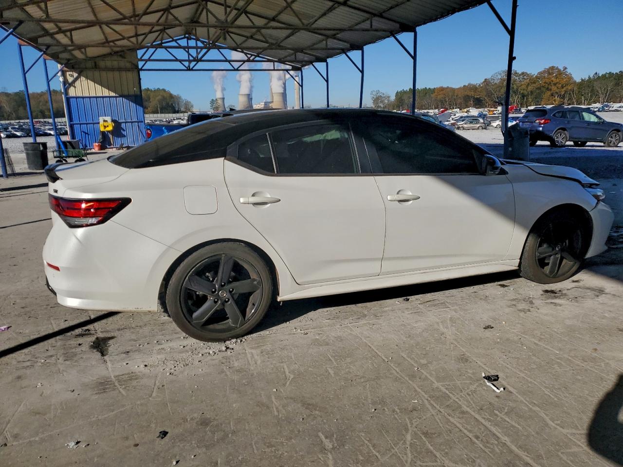 2022 NISSAN SENTRA SR photo 3