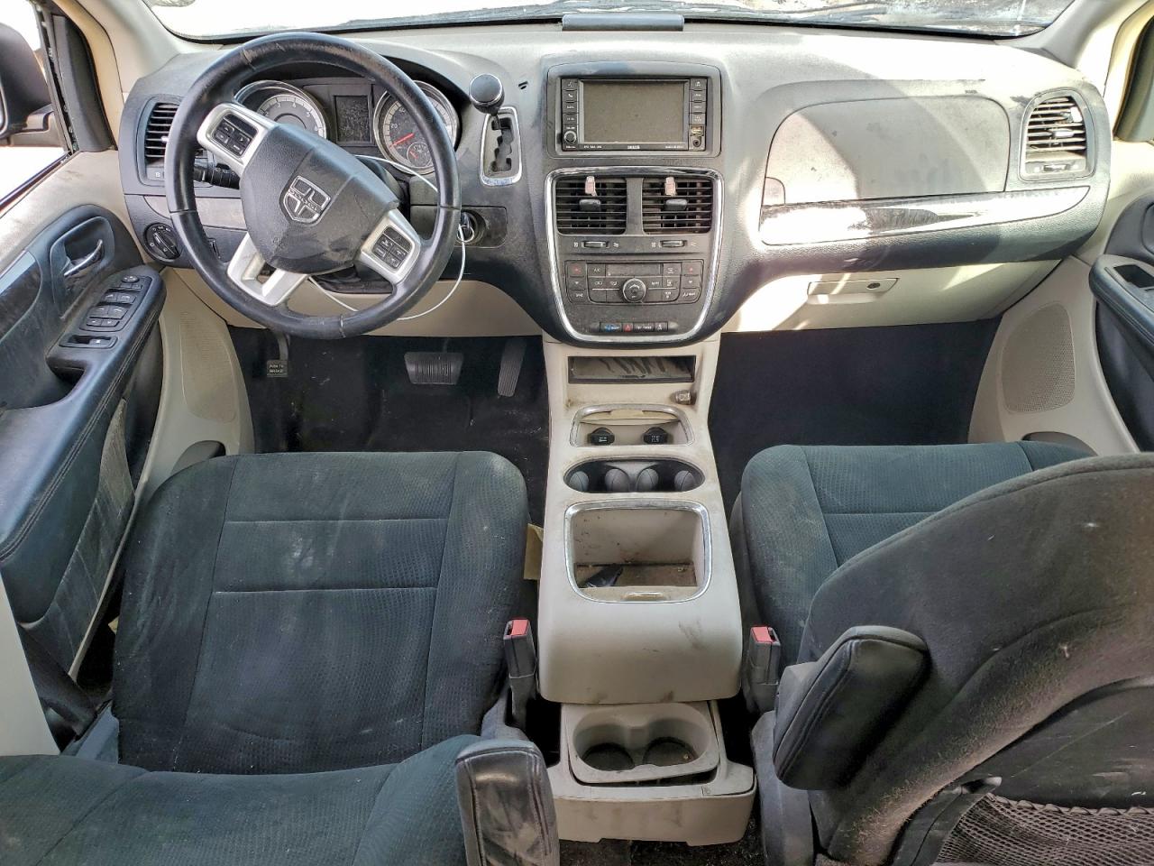 2011 DODGE GRAND CARAVAN CREW photo 8
