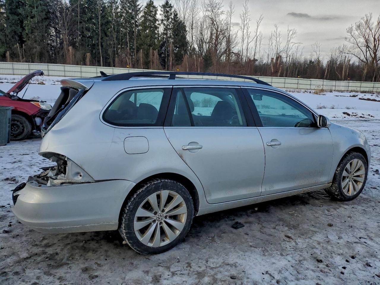 2011 VOLKSWAGEN JETTA TDI photo 3