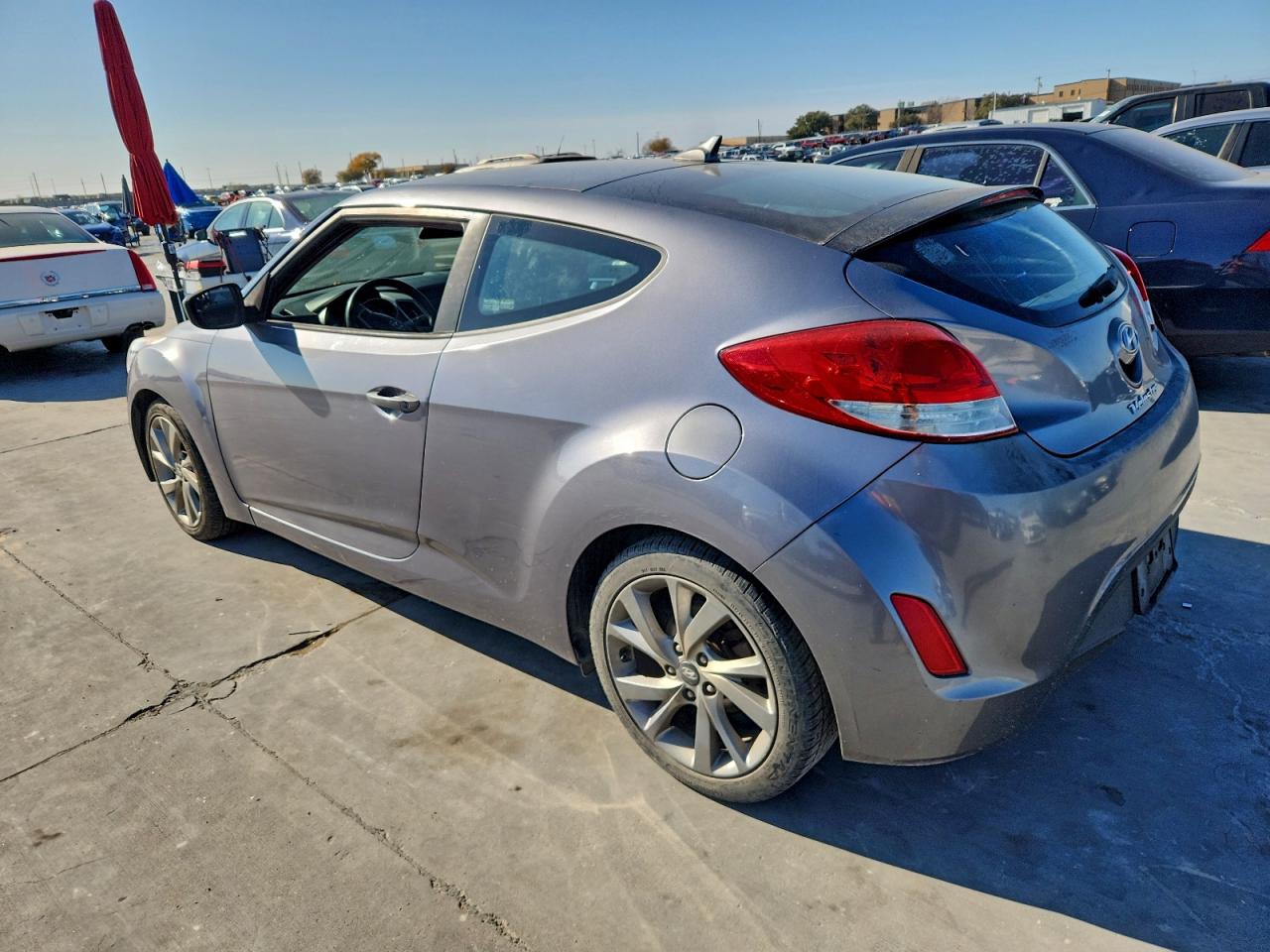 2016 HYUNDAI VELOSTER photo 3