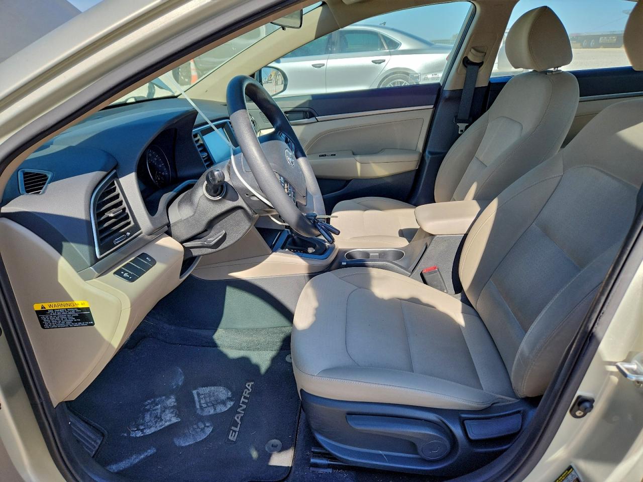 2017 HYUNDAI ELANTRA SE photo 19