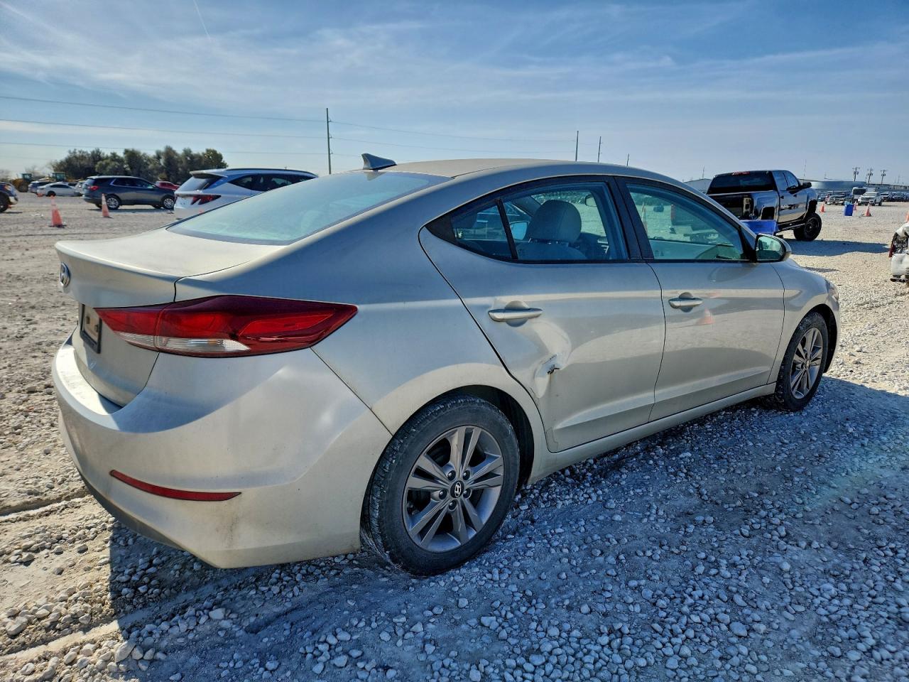 2017 HYUNDAI ELANTRA SE photo 7