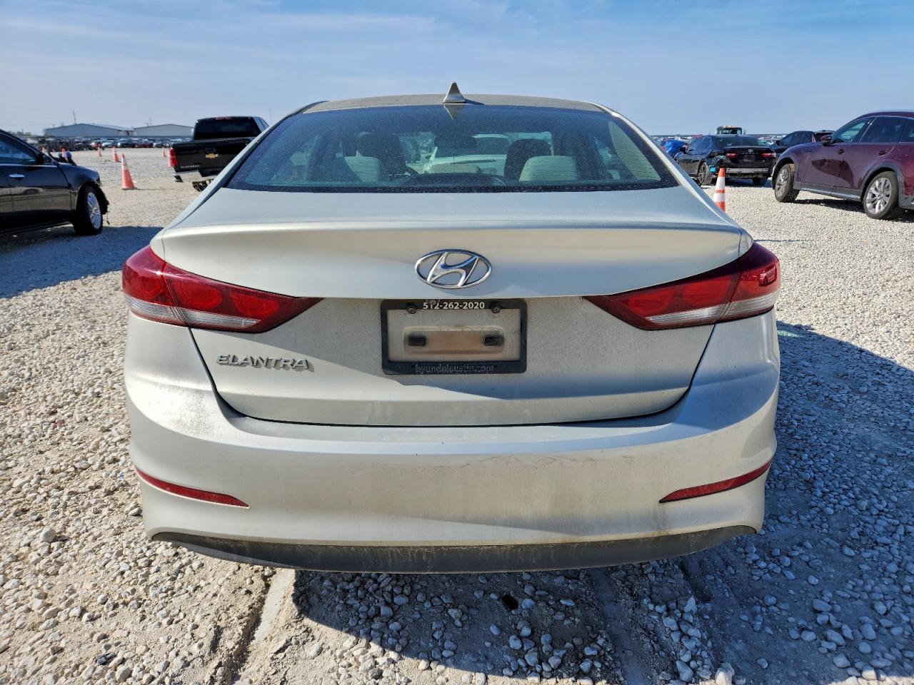 2017 HYUNDAI ELANTRA SE photo 16