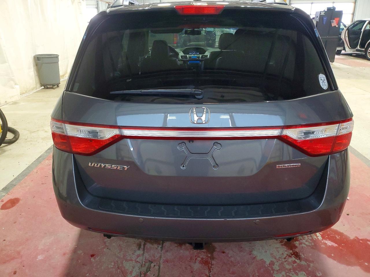 2012 HONDA ODYSSEY TOURING photo 6