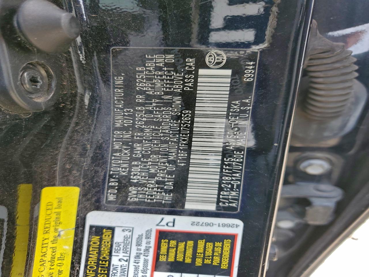 2014 TOYOTA CAMRY L photo 34