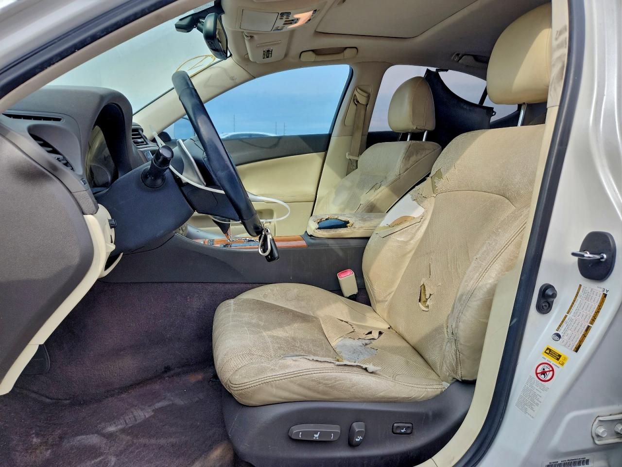 2009 LEXUS IS 250 photo 13