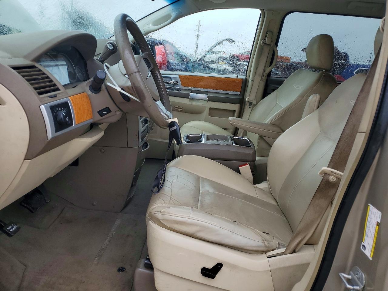 2008 CHRYSLER TOWN & COUNTRY LIMITED photo 7